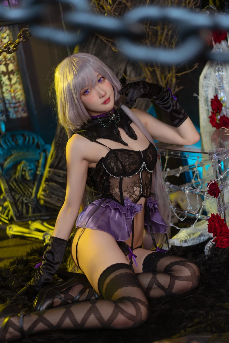 阿包也是兔娘《午夜瞌睡魔女》主题写真：40张全套美图