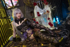 阿包也是兔娘《午夜瞌睡魔女》主题写真：40张全套美图