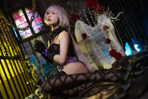 阿包也是兔娘《午夜瞌睡魔女》主题写真：40张全套美图