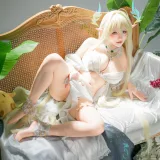 是一只熊仔《碧蓝航线 金狮》主题写真：45张全套美图