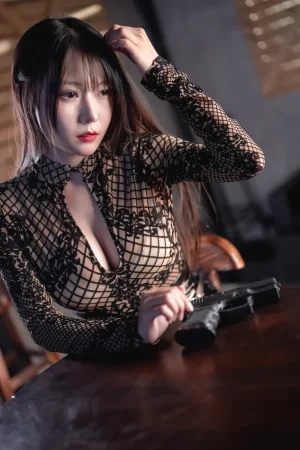 香草喵露露《无路可退 秘密搜查官》主题写真：72张全套美图