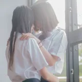 桜桃喵《JK百合1（桜桃喵&疯猫ss）》主题写真：43张全套美图