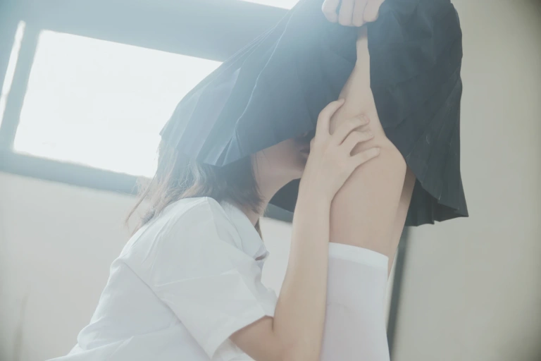 桜桃喵《JK百合1（桜桃喵&疯猫ss）》主题写真：43张全套美图