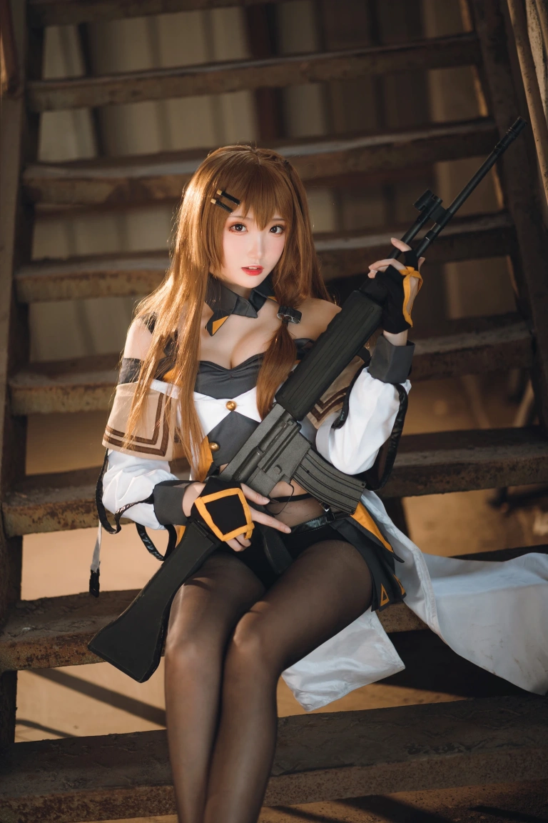 瓜希酱《K2》主题写真：24张全套美图