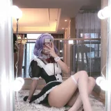 阿包也是兔娘《自拍女仆》主题写真：10张全套美图