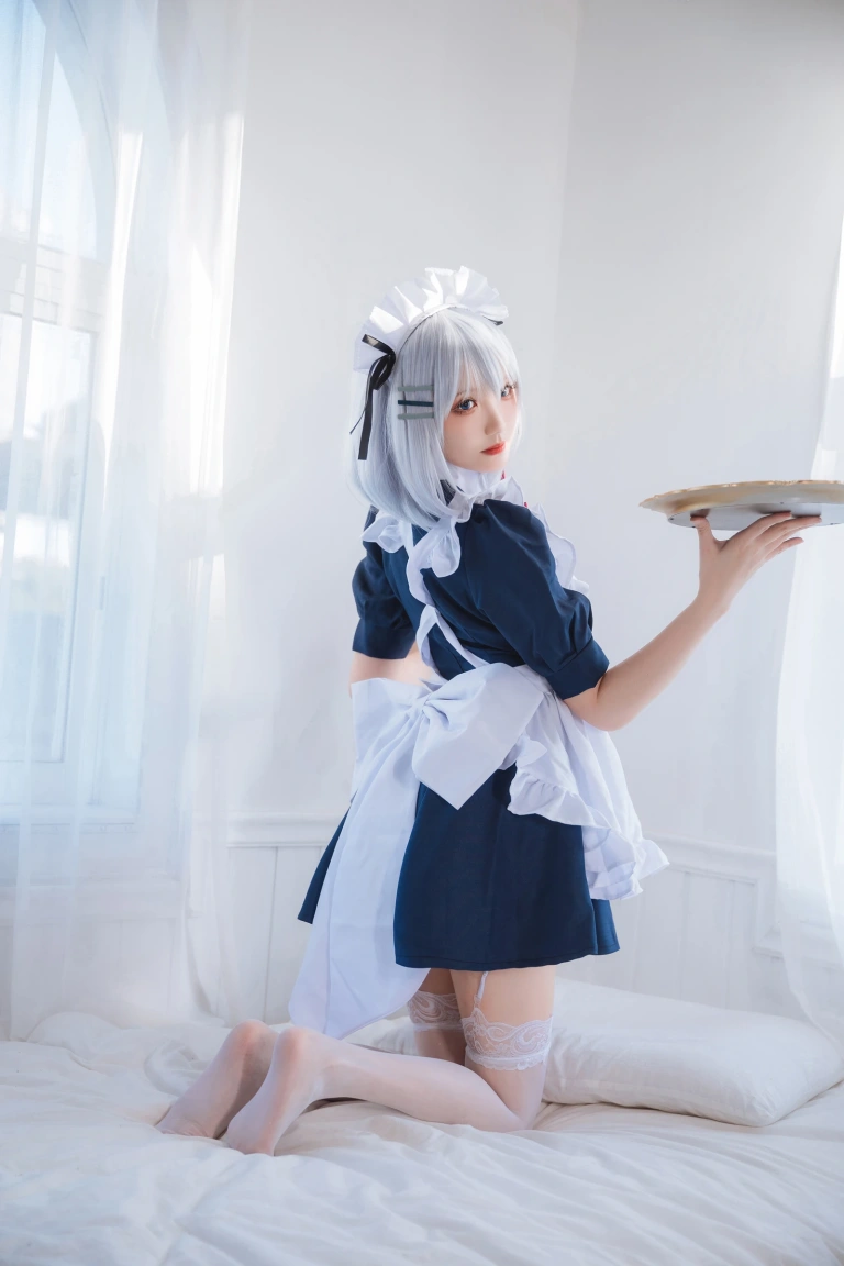 瓜希酱《折纸女仆》主题写真：22张全套美图