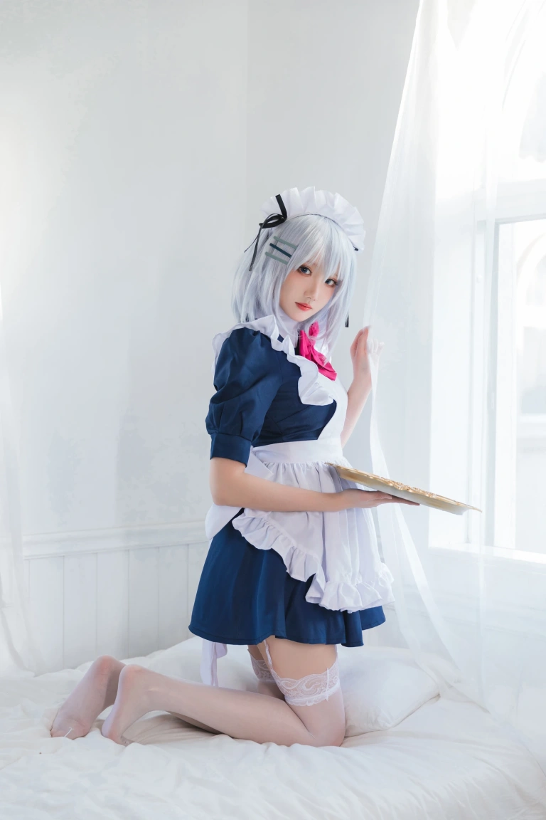瓜希酱《折纸女仆》主题写真：22张全套美图