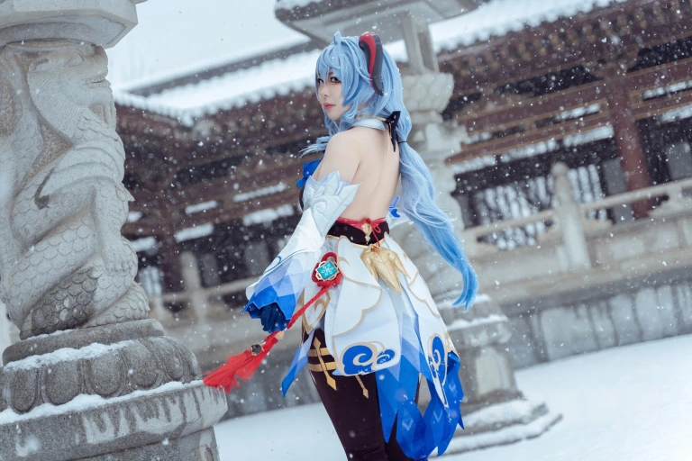 虎森森《雪景甘雨》主题写真：42张全套美图