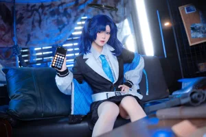 屿鱼《优香》主题写真：45张全套美图