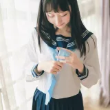 木棉棉《水手服cos大图》主题写真：27张全套美图