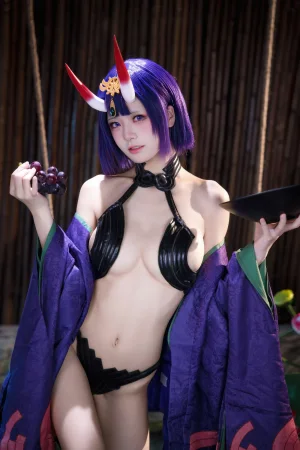 九柒喵《FGO 酒吞满破》主题写真：51张全套美图