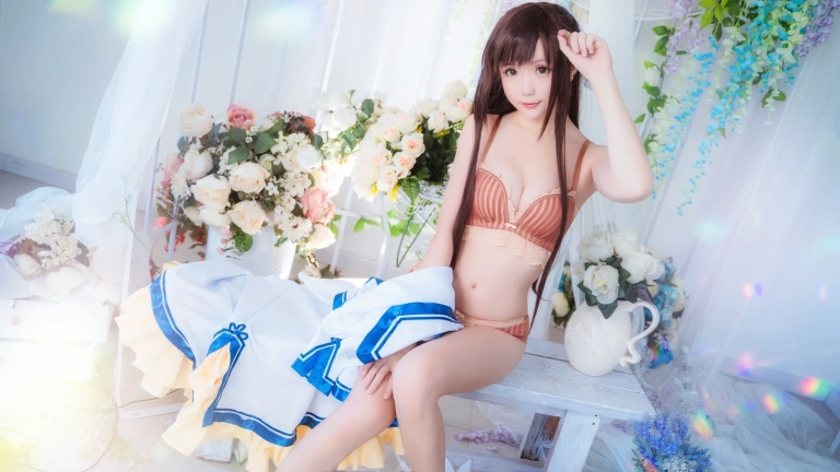 星之迟迟《翠之海》主题写真：20张全套美图