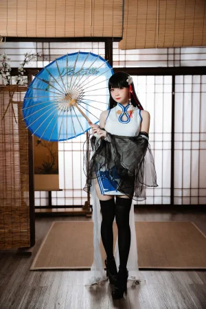 焖焖碳《碧蓝航线 逸仙旗袍》主题写真：23张全套美图