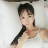 木棉棉《白色背心》主题写真：31张全套美图，含1个视频