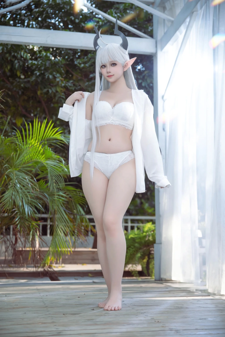 屿鱼《媞娅》主题写真：40张全套美图