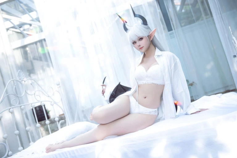 屿鱼《媞娅》主题写真：40张全套美图
