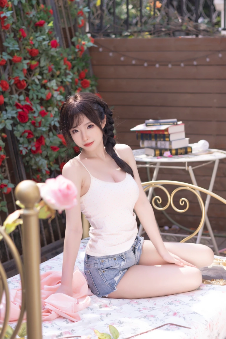 清水由乃《麻花少女》主题写真：70张全套美图