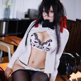 是一只熊仔《大凤JK》主题写真：50张全套美图