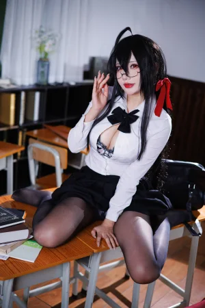 是一只熊仔《大凤JK》主题写真：50张全套美图