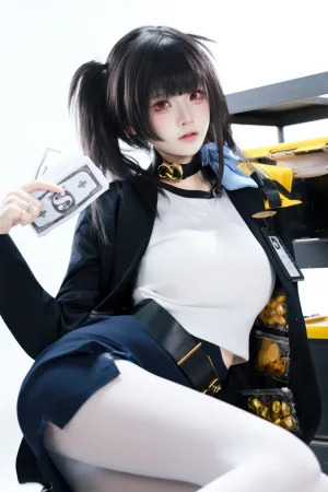 九柒喵《Nikee胜利女神 索拉》主题写真：24张全套美图