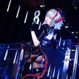 虎森森《明日方舟 怪盗W》主题写真：30张全套美图