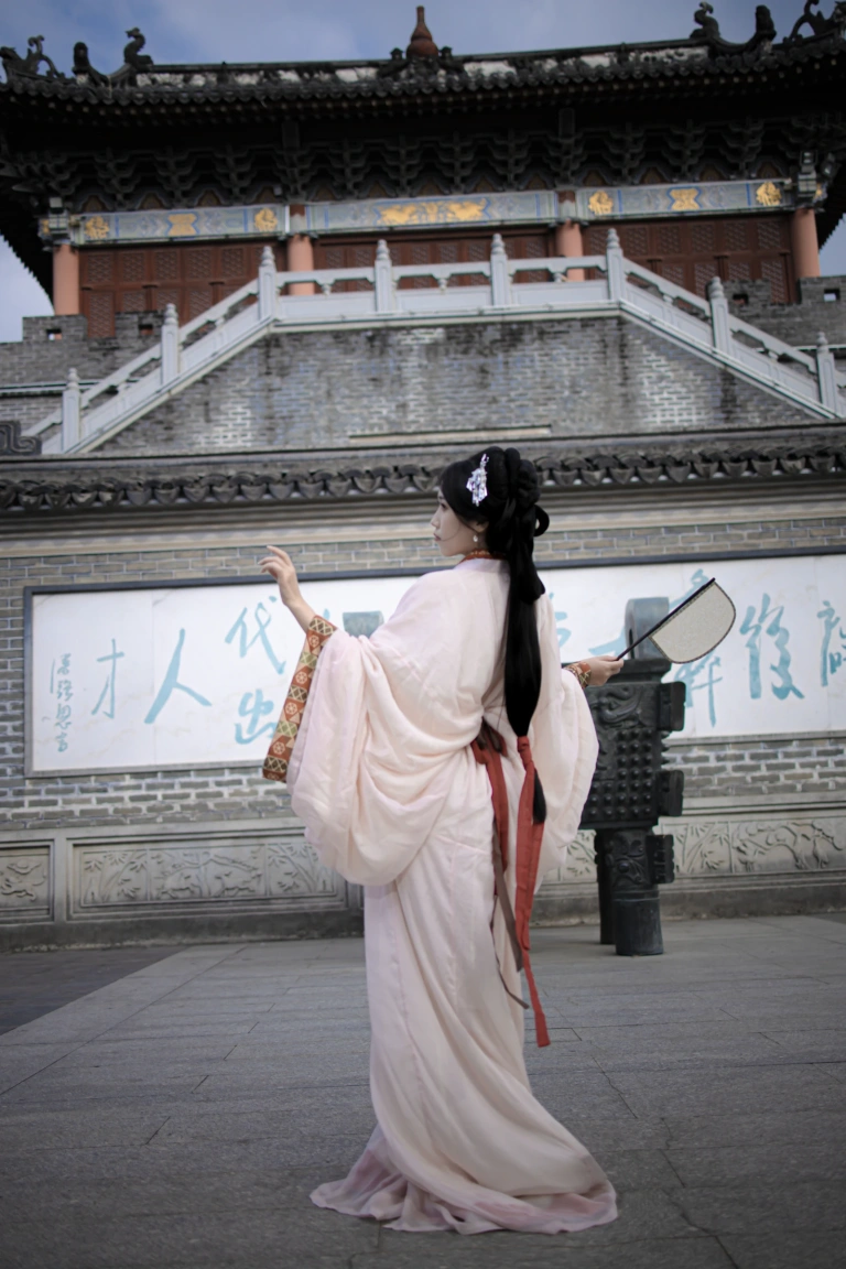 不呆猫《战国袍》主题写真：140张全套美图，含2个视频