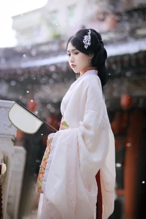 不呆猫《战国袍》主题写真：140张全套美图，含2个视频