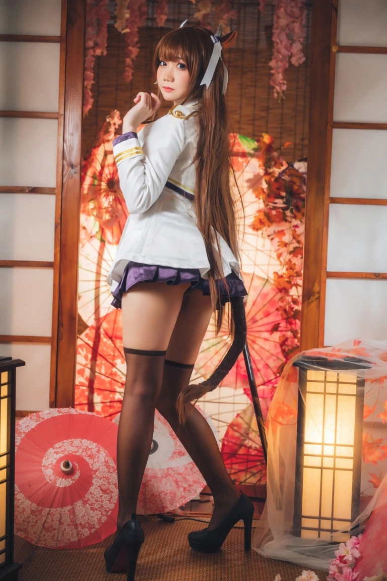 焖焖碳《碧蓝航线 樫野》主题写真：30张全套美图