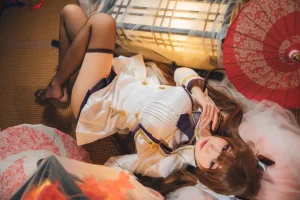 焖焖碳《碧蓝航线 樫野》主题写真：30张全套美图