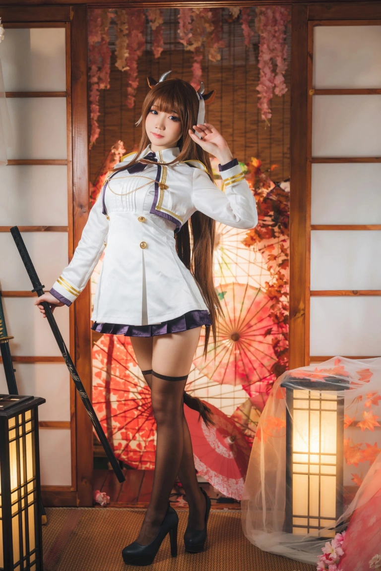 焖焖碳《碧蓝航线 樫野》主题写真：30张全套美图