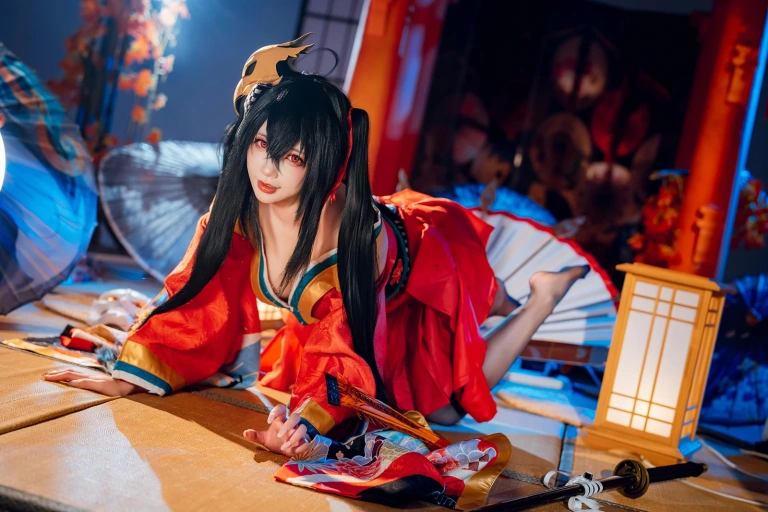 是一只熊仔《大凤和服》主题写真：50张全套美图