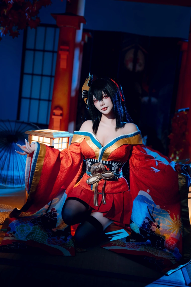 是一只熊仔《大凤和服》主题写真：50张全套美图