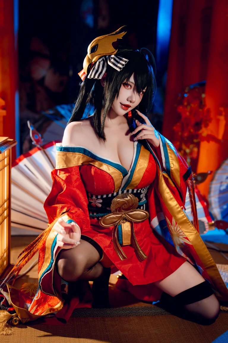 是一只熊仔《大凤和服》主题写真：50张全套美图