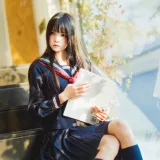 桜桃喵《小少女 黑色水手服》主题写真：50张全套美图