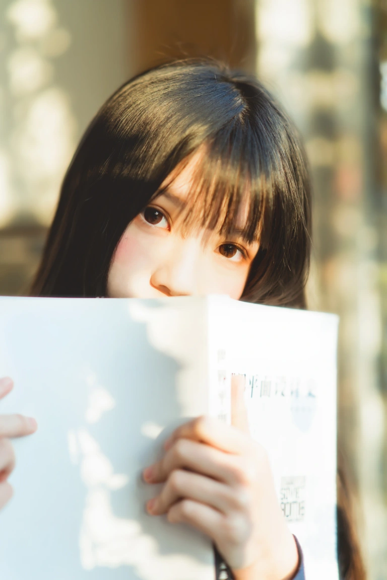 桜桃喵《小少女 黑色水手服》主题写真：50张全套美图