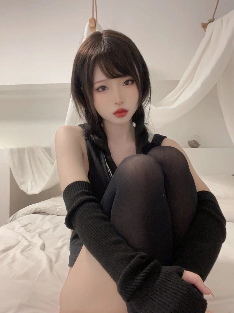 清水由乃《鲸鱼妹妹》主题写真：51张全套美图