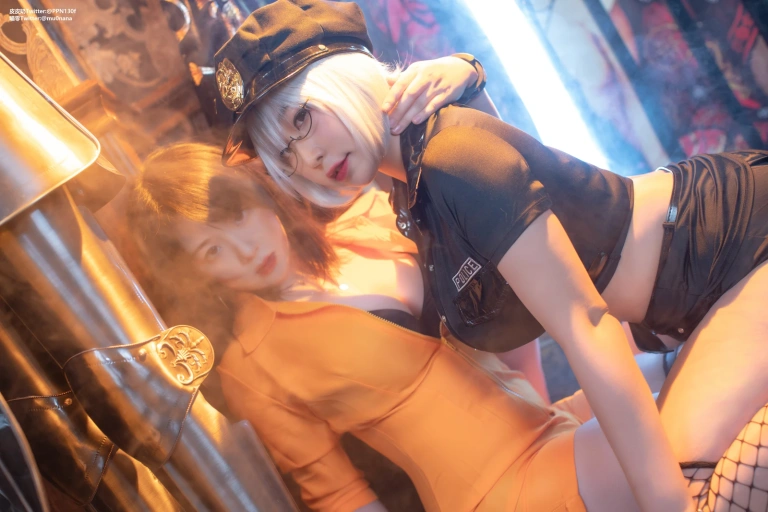 皮皮奶&喵零《匪警》主题写真：60张全套美图