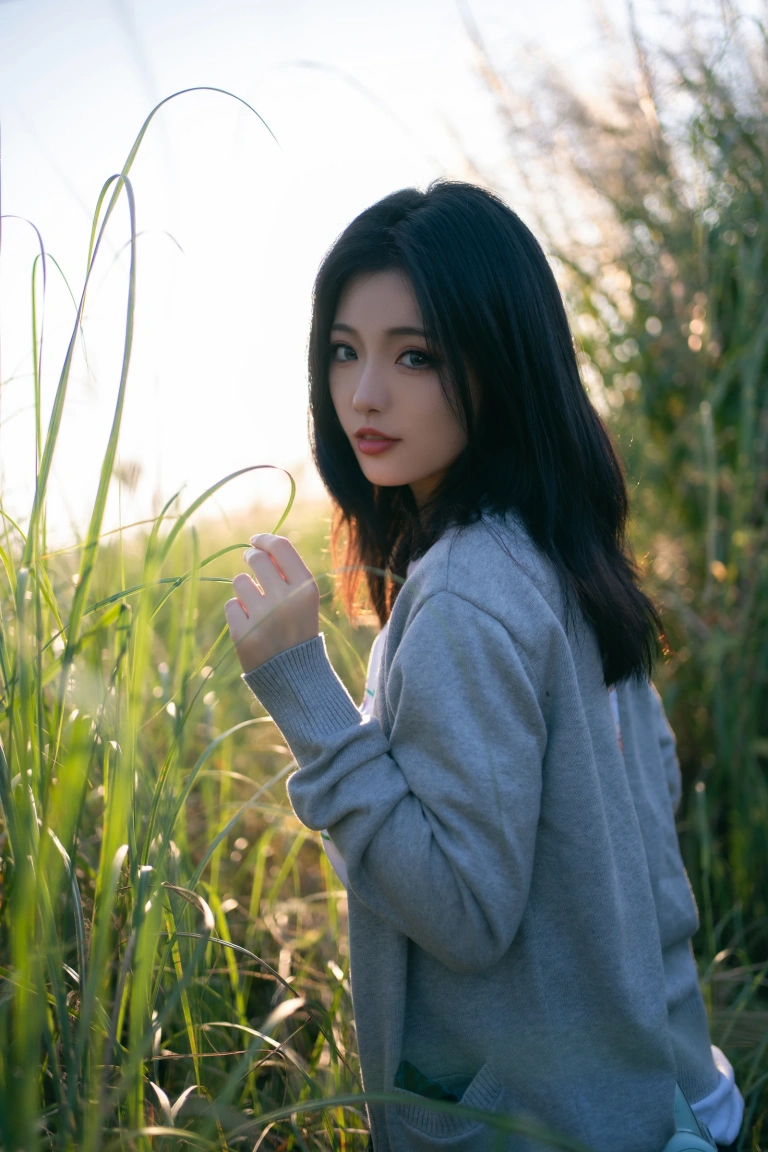 桃良阿宅《外出JK》主题写真：43张全套美图