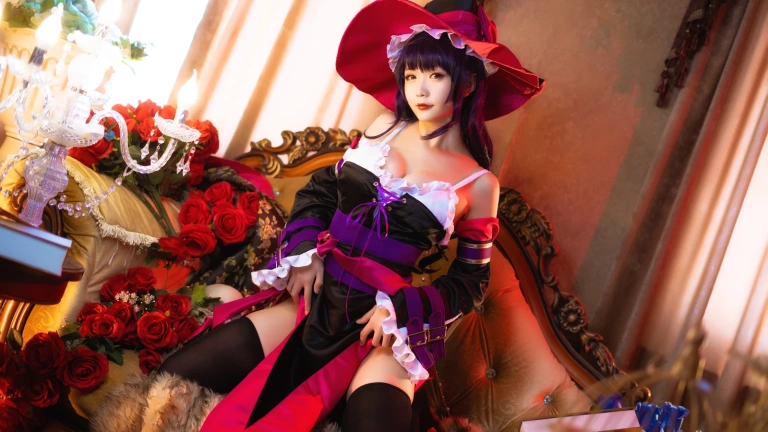 星之迟迟《玛菲卡》主题写真：20张全套美图