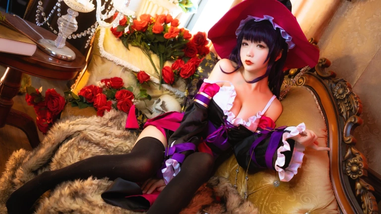星之迟迟《玛菲卡》主题写真：20张全套美图