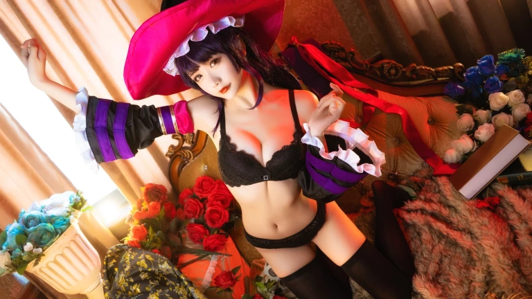 星之迟迟《玛菲卡》主题写真：20张全套美图