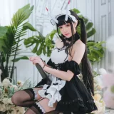 瓜希酱《能代女仆》主题写真：22张全套美图