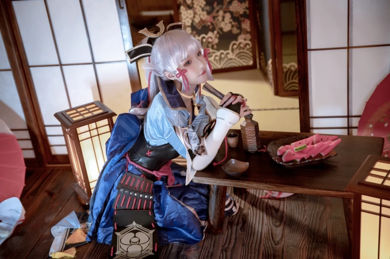 阿包也是兔娘《神里凌华》主题写真：25张全套美图