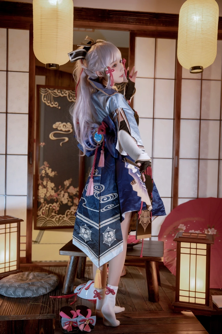 阿包也是兔娘《神里凌华》主题写真：25张全套美图