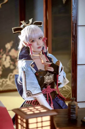 阿包也是兔娘《神里凌华》主题写真：25张全套美图