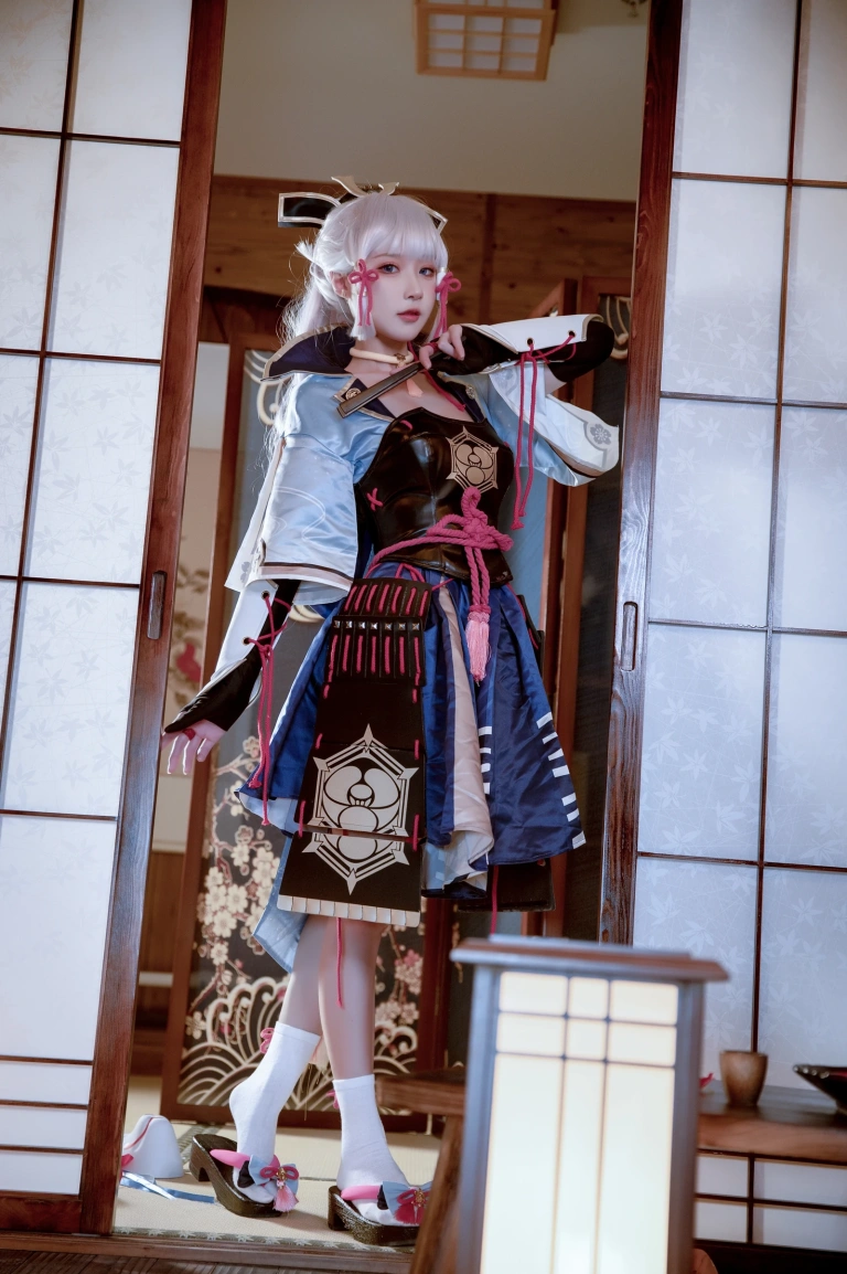 阿包也是兔娘《神里凌华》主题写真：25张全套美图