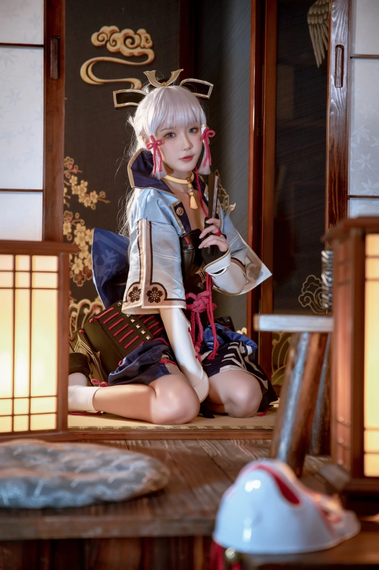 阿包也是兔娘《神里凌华》主题写真：25张全套美图
