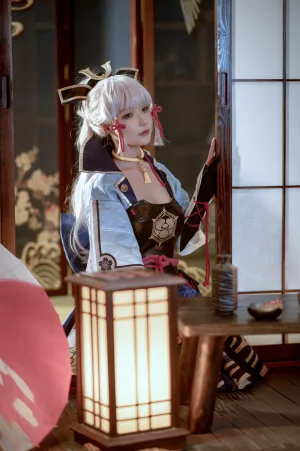 阿包也是兔娘《神里凌华》主题写真：25张全套美图