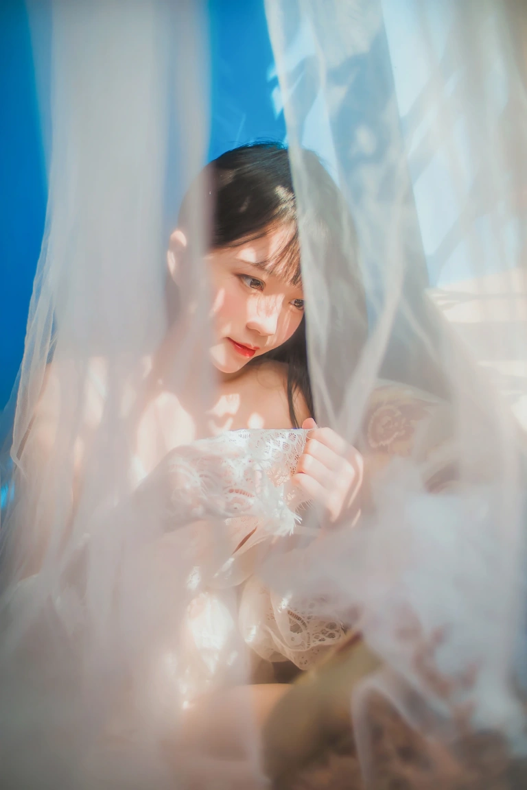 桜桃喵《小少女 少女私房》主题写真：50张全套美图
