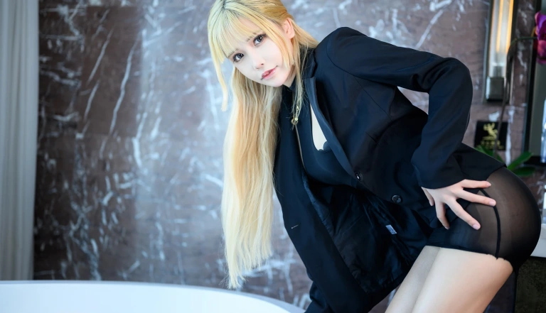 抱走莫子《私人助理》主题写真：63张全套美图